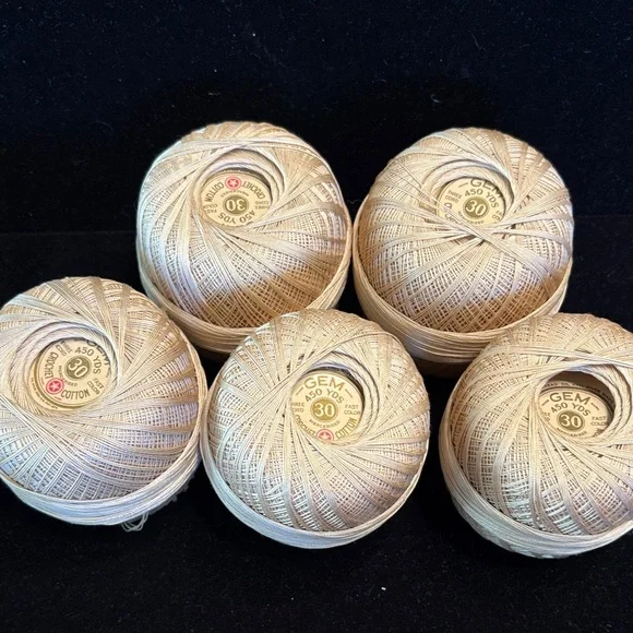 Hem Crochet Cotton Thread Size 30 in Cream - 450 yds - Picture 4 of 4